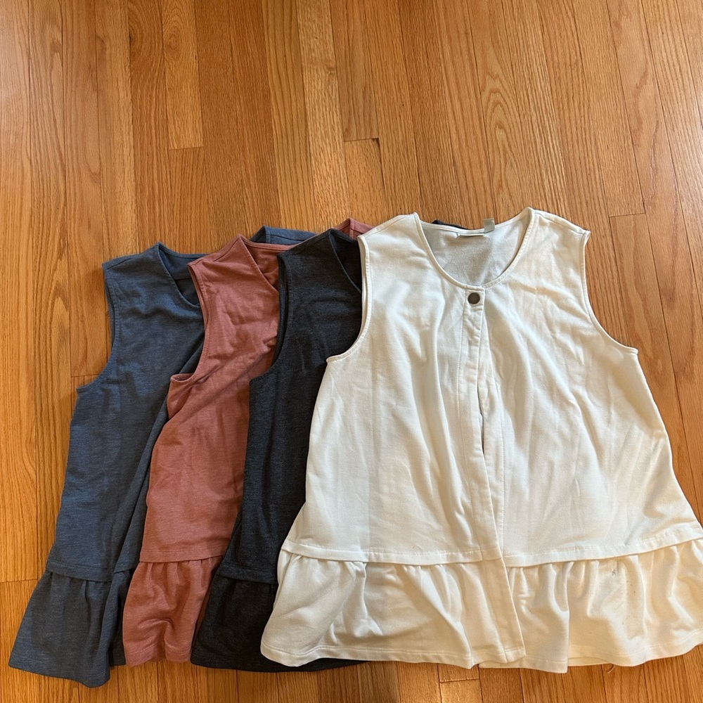 LOGO by Lori Goldstein-Blue+white+gray+pink Peplum Vest Top- you get all 4